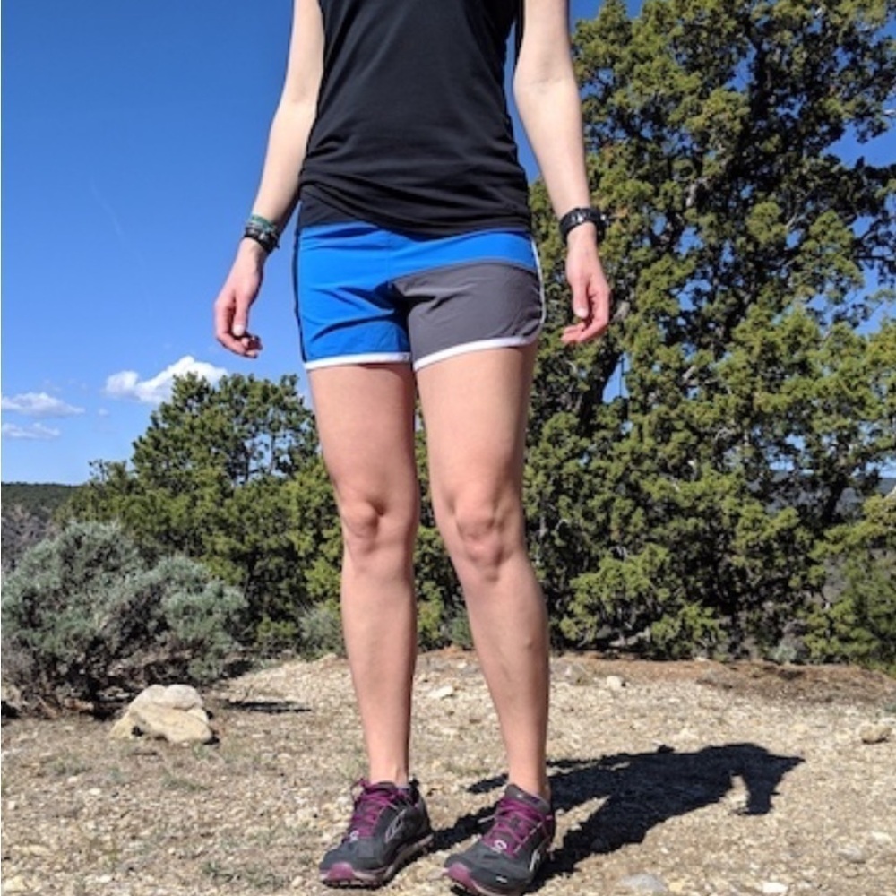 rabbit lady dukes long-ish shorts Size Medium